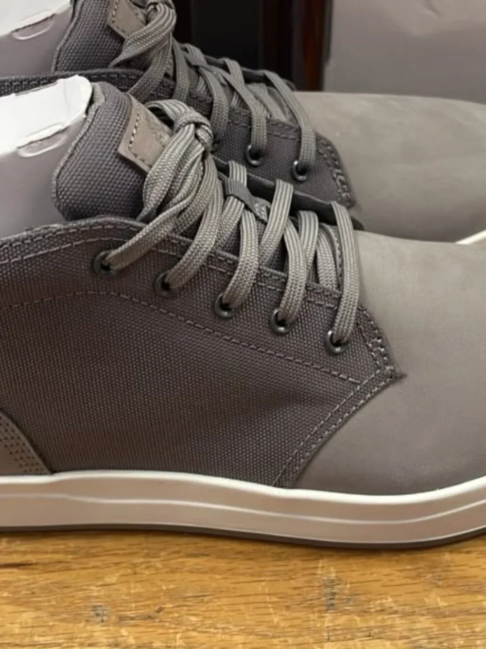 Timberland Men's Davis Square's Chukka Shoe, Medium Grey Nubuck A1SES All Sizes
